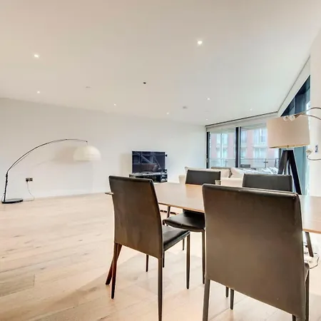 Guestready - A Prime Stay In Nine Elms Londen Buitenkant foto