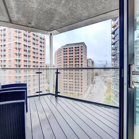 Guestready - A Prime Stay In Nine Elms Londen Buitenkant foto